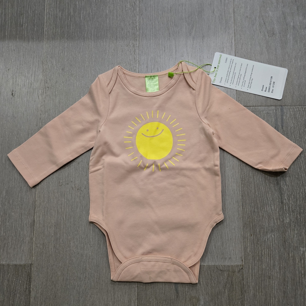 Long Sleeve Onesie NWT | Rose Pink w Sun Graphic | Peekaboo Beans | Size 6-12mos